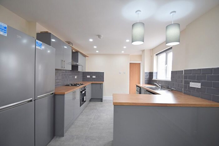 6 Bedroom Terraced House To Rent In Northcote Street, Roath, CF24