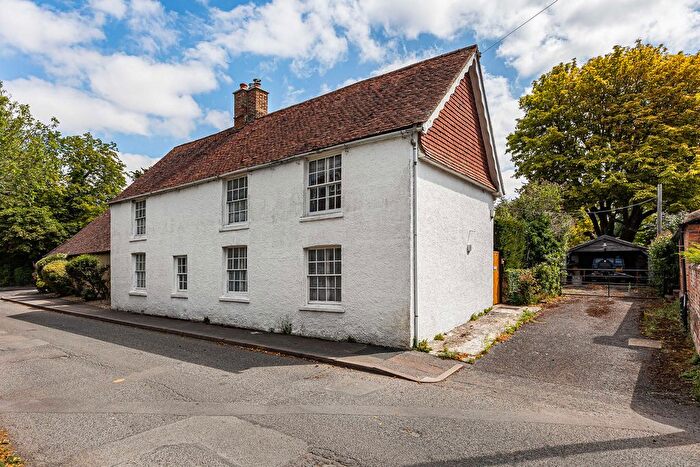 4 Bedroom Detached House For Sale In Charlton Village Road, Wantage, OX12