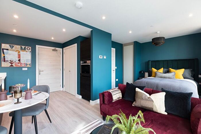 Studio To Rent In Holland Street, Glasgow, G2