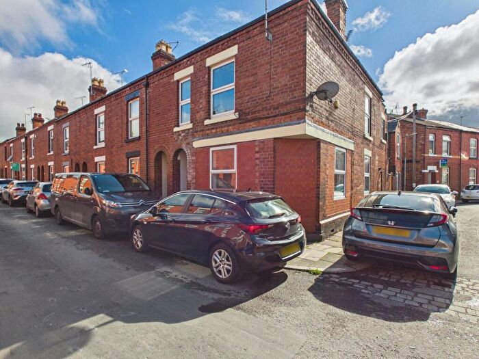 1 Bedroom Flat To Rent In Catherine Street, Chester, CH1