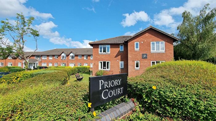 1 Bedroom Apartment For Sale In Shelly Crescent, Shirley, Solihull, B90