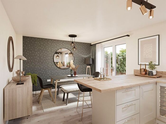 4 Bedroom Detached House For Sale In Richmond Way, Whitfield, Dover, CT16