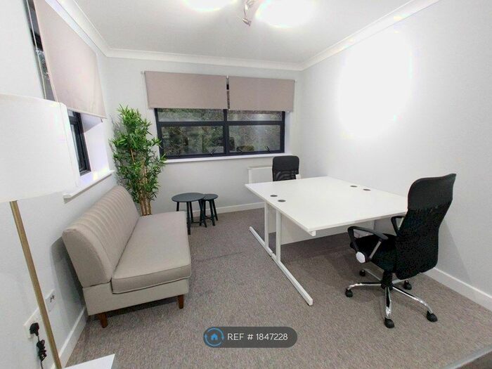 Studio To Rent In Deans Lane, Edgware, HA8