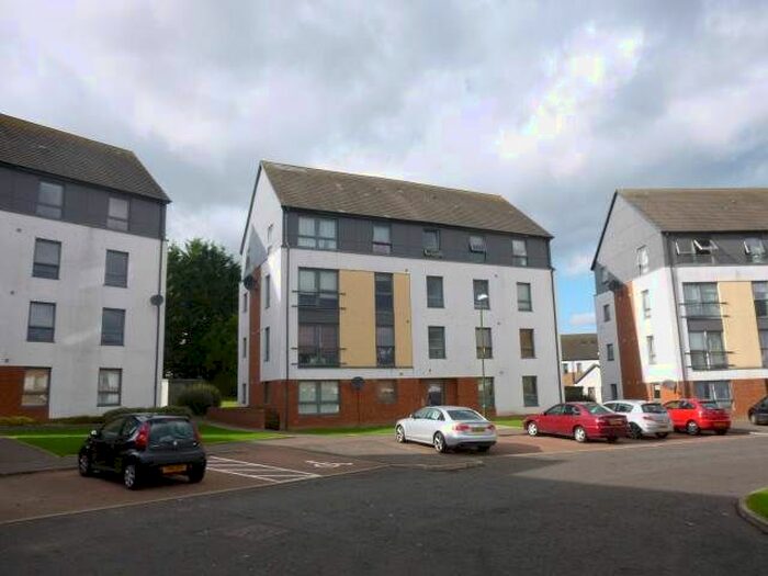 2 Bedroom Flat To Rent In Ferry Gait Place, Edinburgh, EH4