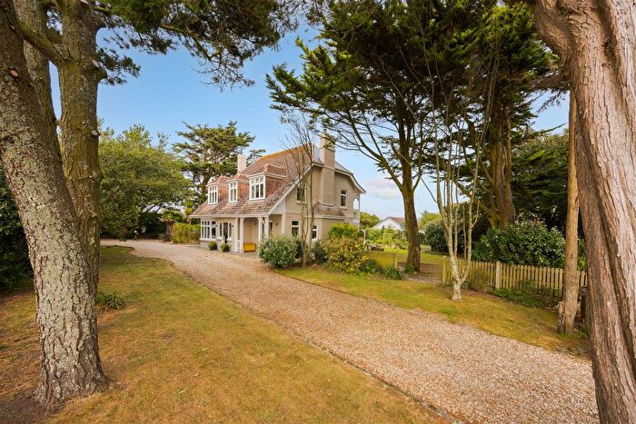 4 Bedroom Detached House For Sale In Nansmellyon Road, Mullion, Helston, TR12