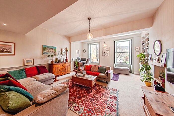 3 Bedroom Flat For Sale In Grosvenor Place, Bath, BA1