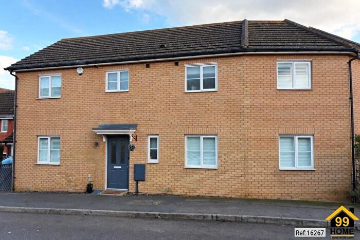 4 Bedroom Semi Detached House For Sale In Belfry Drive, Rochester, United Kingdom, ME3