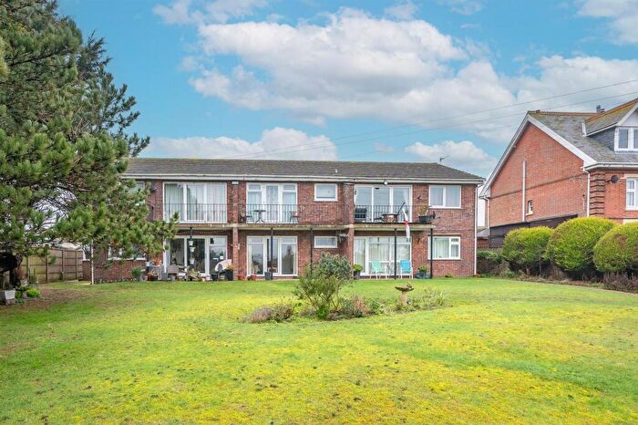 1 Bedroom Flat For Sale In Cromer Road, Mundesley, NR11