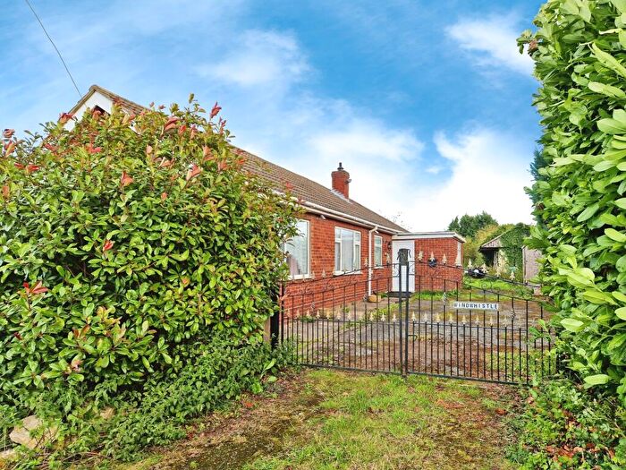3 Bedroom Bungalow For Sale In Carr End, Misterton, Doncaster, DN10