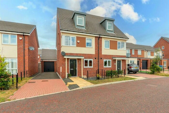 3 Bedroom Semi-Detached House To Rent In Shotton View, Great Park, Newcastle Upon Tyne, NE13