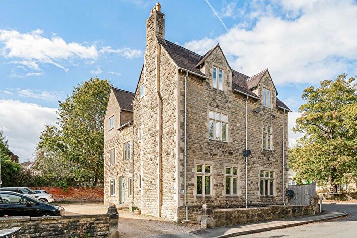 1 Bedroom Flat For Sale In Somerford Road, Cirencester, Gloucestershire, GL7