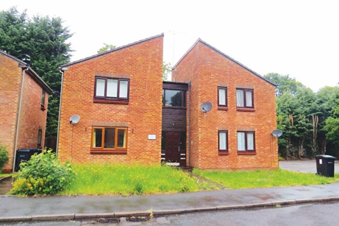 1 Bedroom Flat For Sale In Bloomsbury Grove, Birmingham, B14