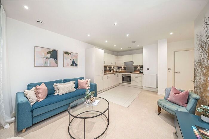 1 Bedroom Flat For Sale In Cable Walk, Greenwich, SE10