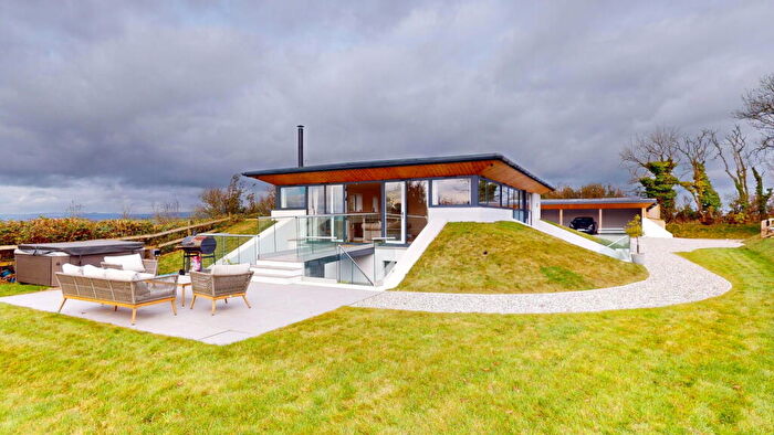 4 Bedroom Detached House For Sale In Gnaton, Yealmpton, South Devon, PL8