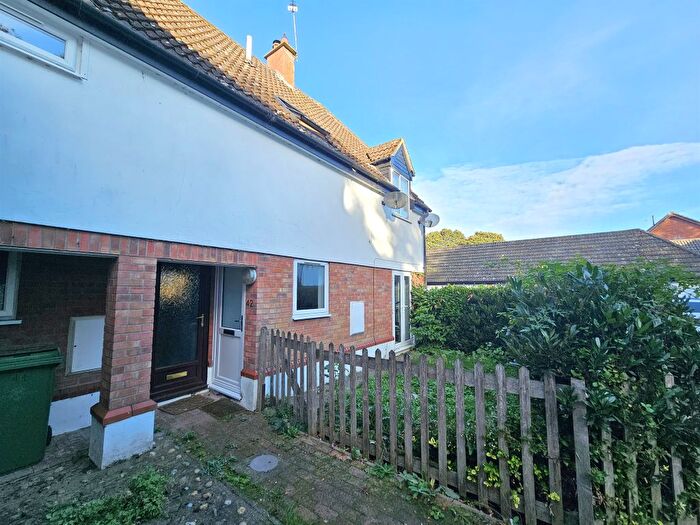 2 Bedroom Flat For Sale In Rectory Gardens, Hingham, Norwich, NR9
