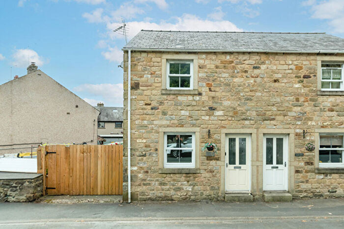 2 Bedroom Semi-Detached House For Sale In Close Cottage, Procters Row, Kirkgate, Settle, North Yorkshire, BD24