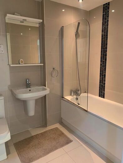 1 Bedroom Flat To Rent In High Street, Slough, SL1