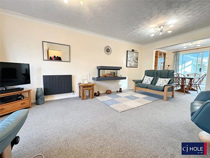 4 Bedroom Detached House For Sale In Spinney Road, Barnwood, Gloucester, GL4