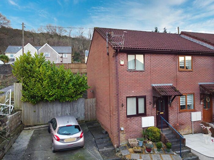 2 Bedroom End Of Terrace House For Sale In Tylcha Wen Close, Coedely, Tonyrefail, CF39