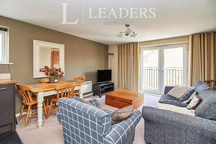 2 Bedroom Apartment To Rent In Pavior Road, NG5