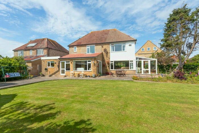 4 Bedroom Property To Rent In Bouverie Place Shopping Centre, Alexandra Gardens, Folkestone, CT20