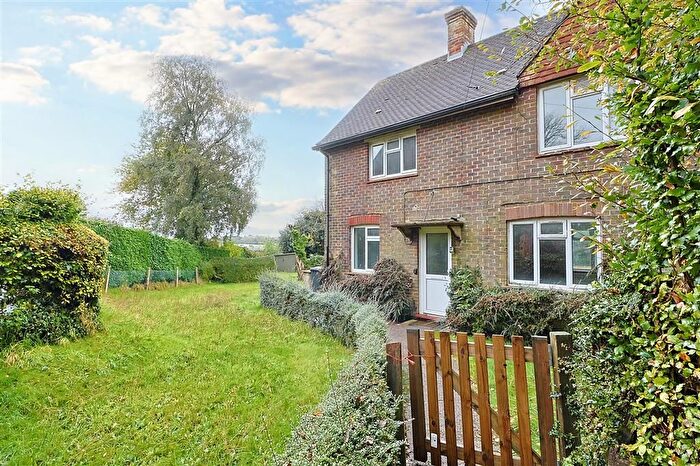 3 Bedroom Semi-Detached House For Sale In Honeycritch Lane, Froxfield, Petersfield, GU32