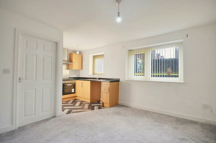 1 Bedroom Ground Flat To Rent In Ground Floor Apt., Edmund Street, Darwen, BB3