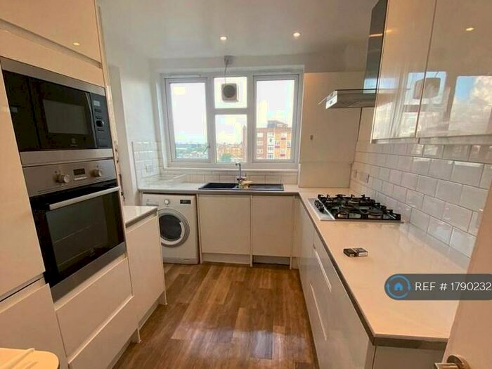 2 Bedroom Flat To Rent In Wenlock Street, London, N1