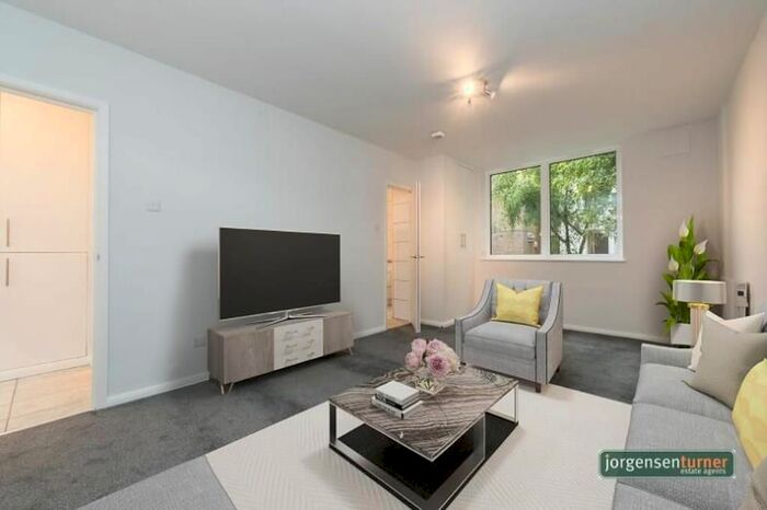 Studio To Rent In Dinerman Court, Boundary Road, St Johns Wood, London, NW8