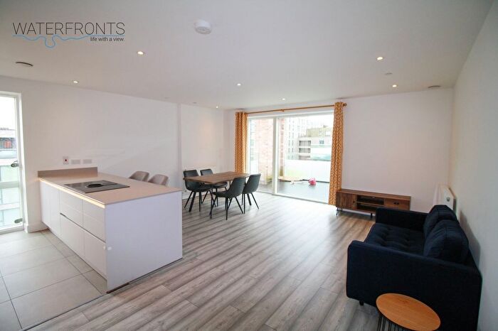 2 Bedroom Flat To Rent In Riddle Court, Billingshurst Way, London, SE10