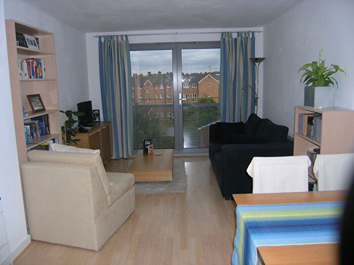 1 Bedroom Flat To Rent In Deals Gateway, London, SE13