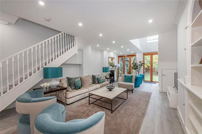 4 Bedroom End Of Terrace House To Rent In Ordnance Hill, St John's Wood, NW8