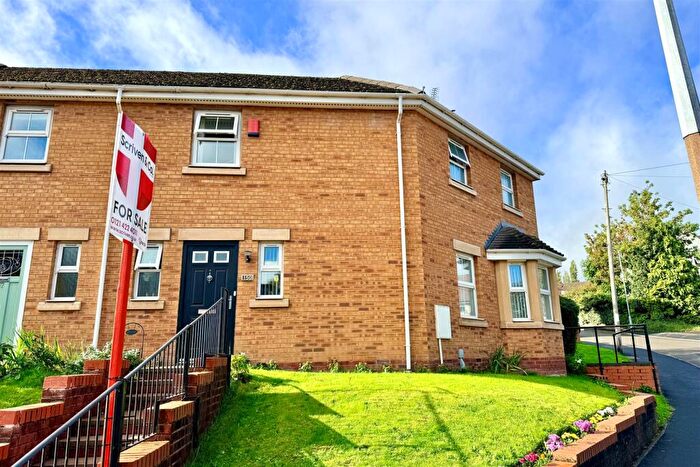 3 Bedroom Semi-Detached House For Sale In Oldacre Road, Oldbury, B68