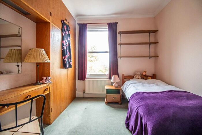 3 Bedroom Terraced House For Sale In Newmarket Road, Cambridge, CB5