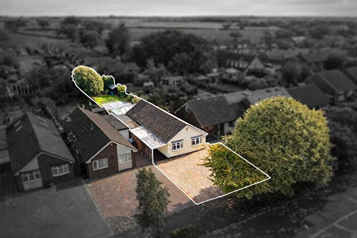 3 Bedroom Bungalow For Sale In Wood Street, Wood End, Atherstone, Warwickshire, CV9