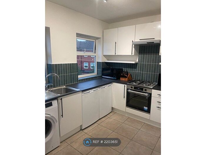 2 Bedroom Flat To Rent In Concord House, Leamington Spa, CV32