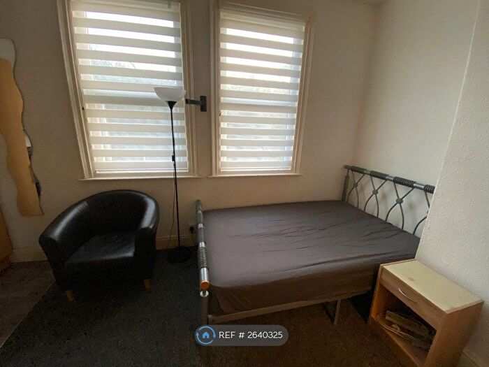 Studio To Rent In Sheffield, Sheffield, S6