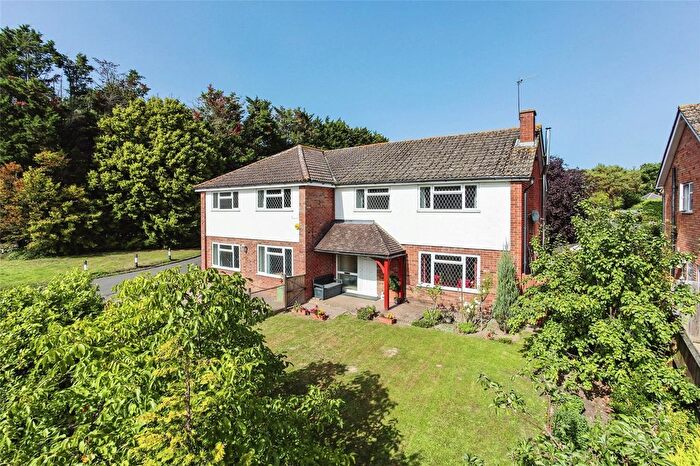 6 Bedroom Detached House For Sale In Rutherford Way, Tonbridge, Kent, TN10