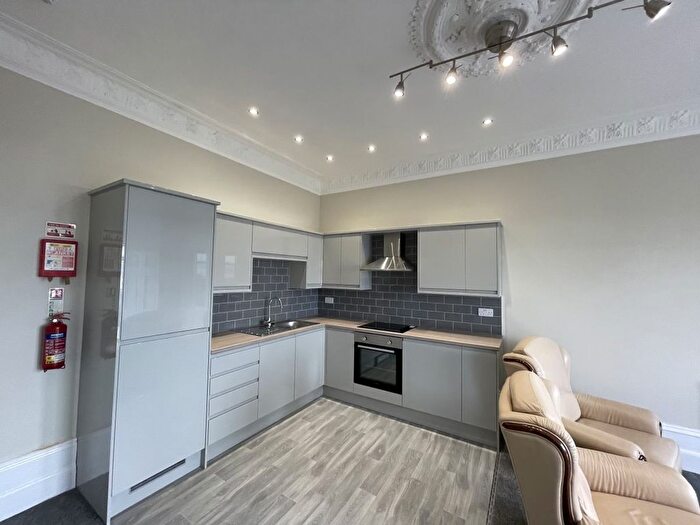 4 Bedroom Flat To Rent In Perth Road, Dundee, DD2