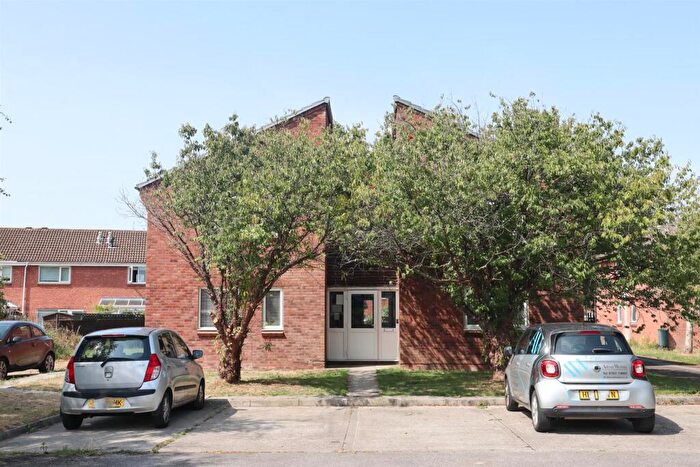 1 Bedroom Flat To Rent In Stonebridge, Clevedon, BS21