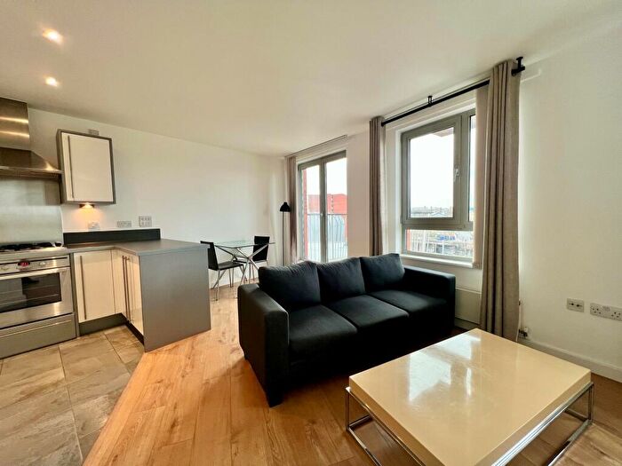 1 Bedroom Flat To Rent In Eden Grove, Holloway, N7