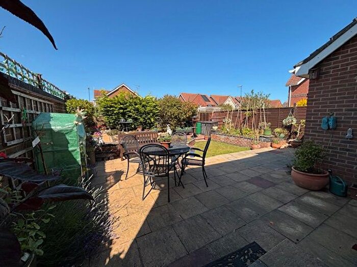 3 Bedroom Detached House For Sale In Grafton Road, Selsey, PO20