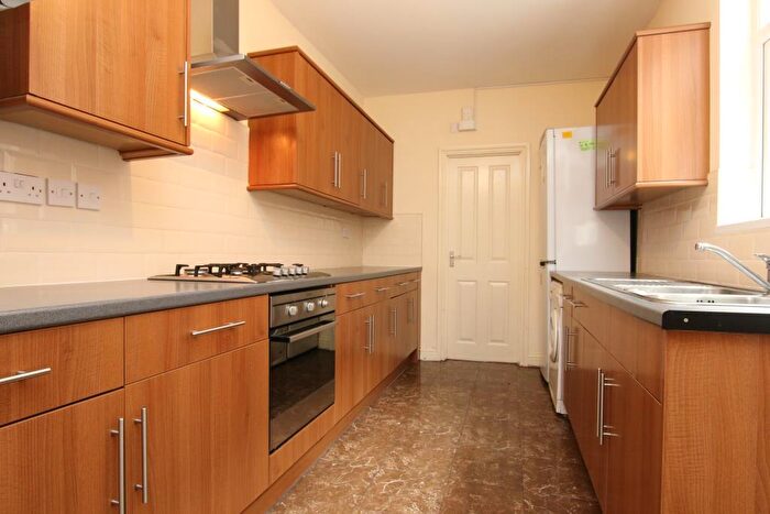5 Bedroom Terraced House To Rent In Lytton Road, Clarendon Park, LE2