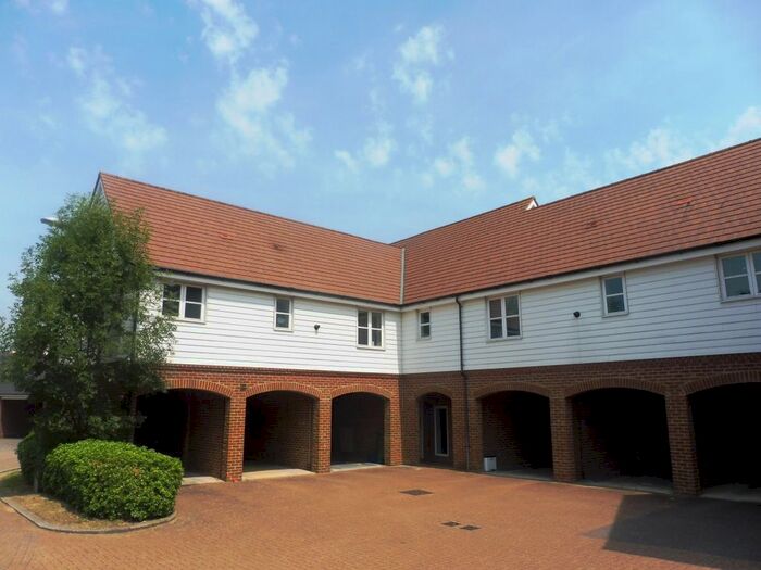 1 Bedroom Flat To Rent In Hopcrofts Meadow, Redhouse Park, Milton Keynes, MK14