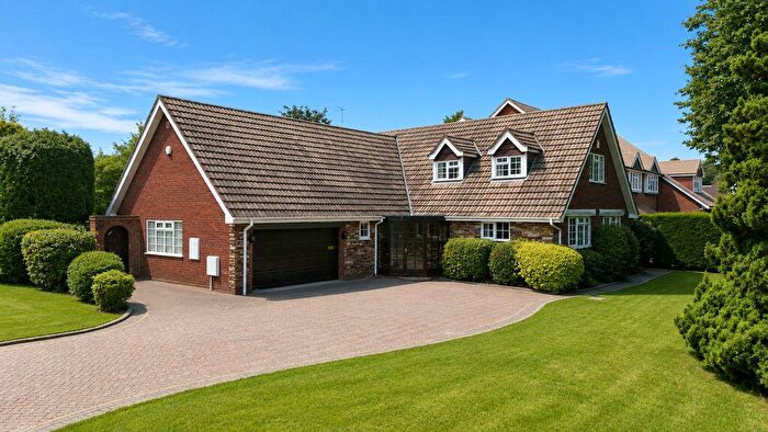 4 Bedroom Detached House For Sale In Barns Croft, Little Aston, Sutton Coldfield, B74