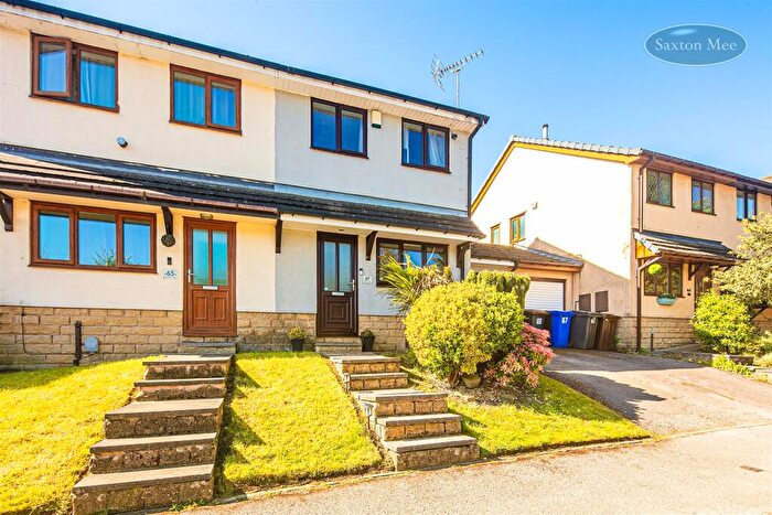 4 Bedroom Semi-Detached House For Sale In Paterson Close, Stocksbridge, Sheffield, S36
