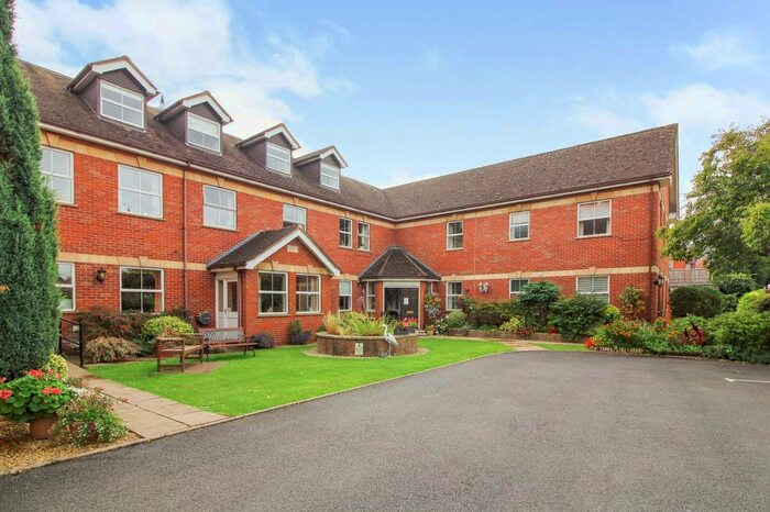 2 Bedroom Property To Rent In Barnards Green Road, Malvern WR14