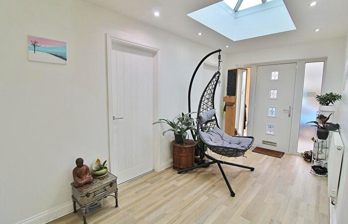 4 Bedroom Detached Bungalow For Sale In Stakes Road, Purbrook, PO7