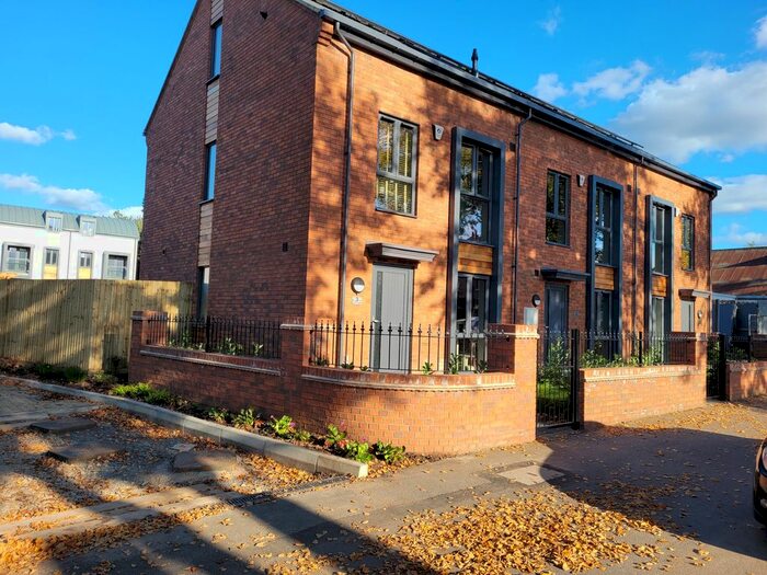 3 Bedroom Semi-Detached House To Rent In Limeview Gardens, Lime Avenue, Leamington Spa, CV32