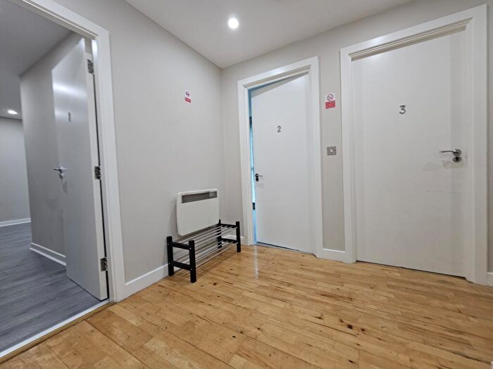3 Bedroom Flat To Rent In Jet Centro, St Mary's Road, Sheffield, S2